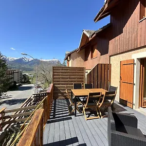  Appartement T3 Au Plan D’eau D’embrun Avec Garage Et Terrasse France